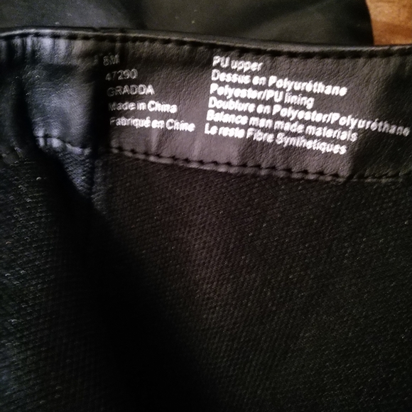 Black Boots - Picture 3 of 5